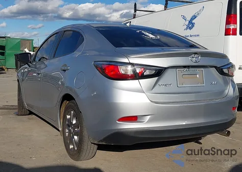 2020 Toyota Yaris Xle from USA, damaged, VIN 3MYDLBYV8LY714975